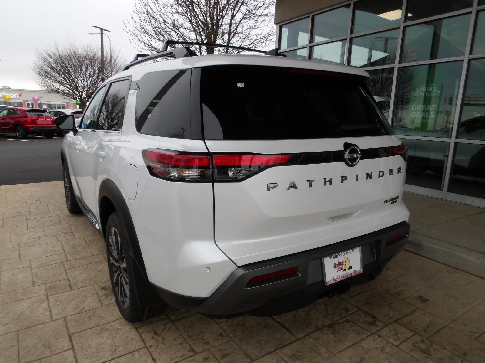 New 2026 Everest White Pearl Tricoat Nissan Platinum image 5
