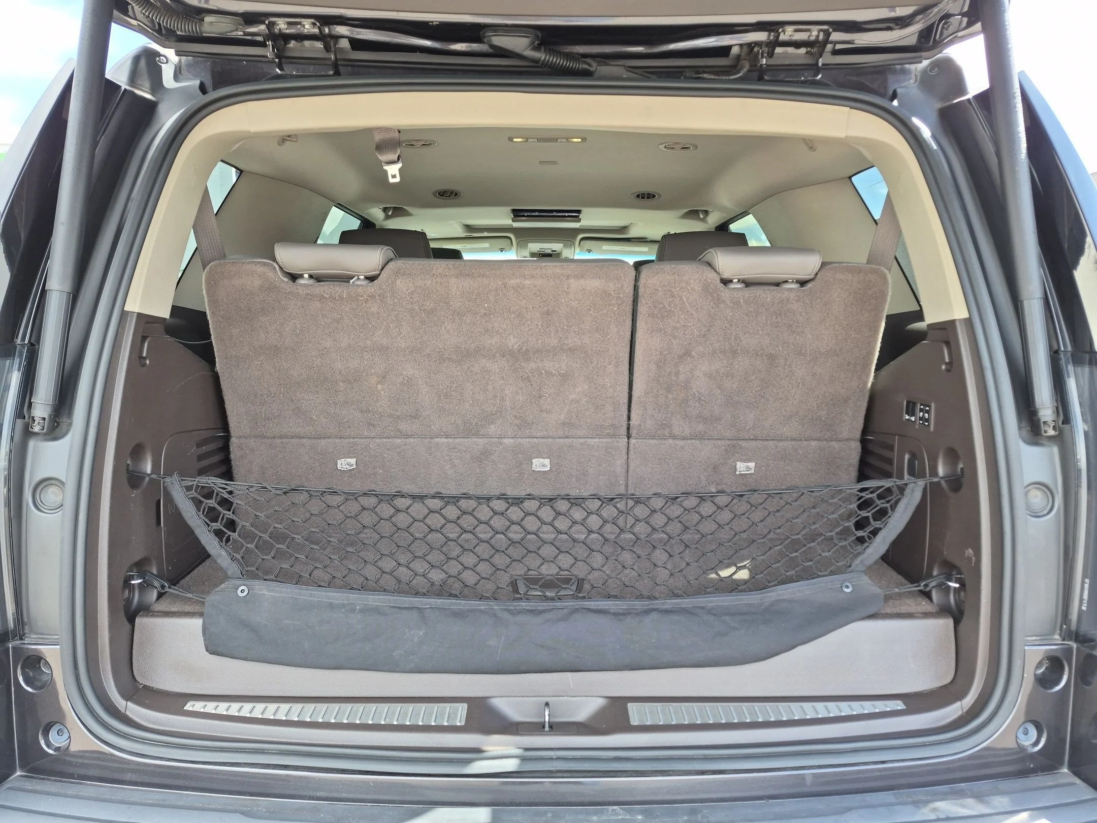 Used 2015 Iridium Metallic GMC Denali image 32