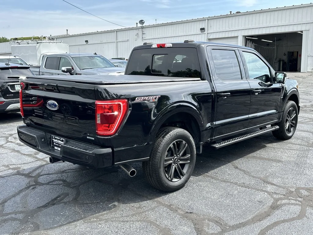 Certified Used 2022 Black Ford XLT image 8