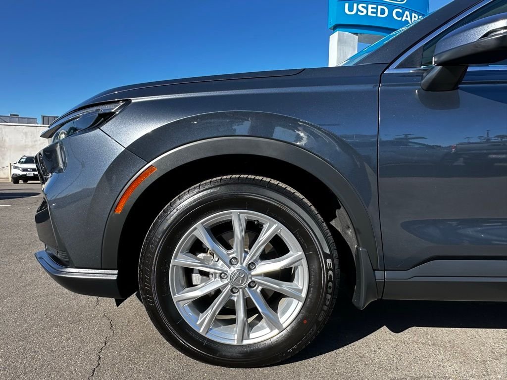 Used 2024 Gray Honda EX-L image 3
