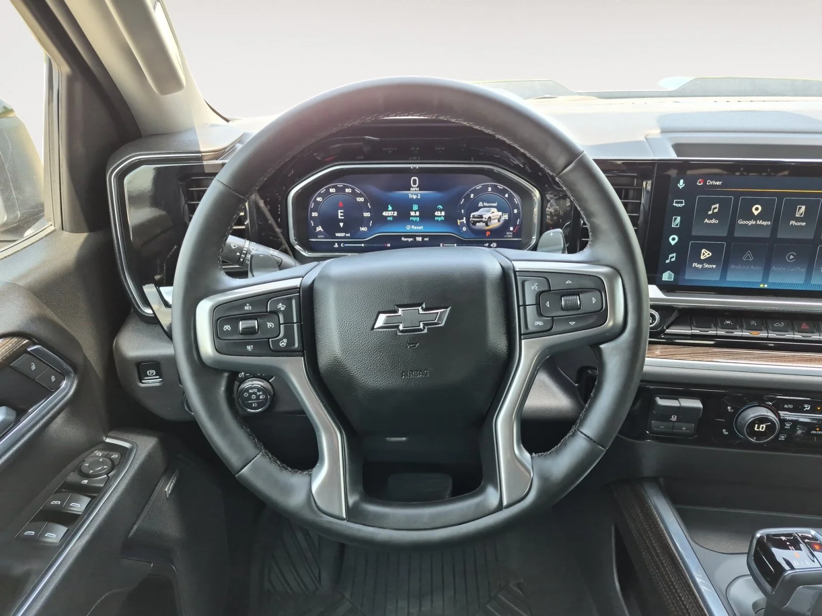 Used 2025 Sterling Gray Metallic Chevrolet LT Trail Boss image 13
