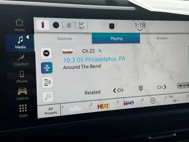 New 2026 Bright White Clear-Coat Exterior Paint Jeep Sport image 26