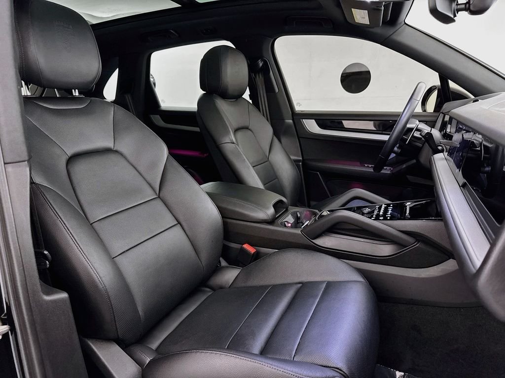 Used 2024 Black Porsche Base image 29