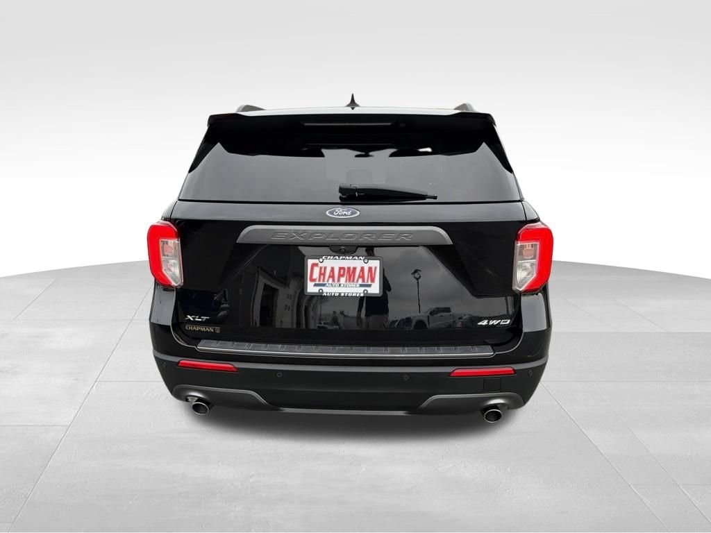 Certified Used 2022 Black Metallic Ford XLT image 9