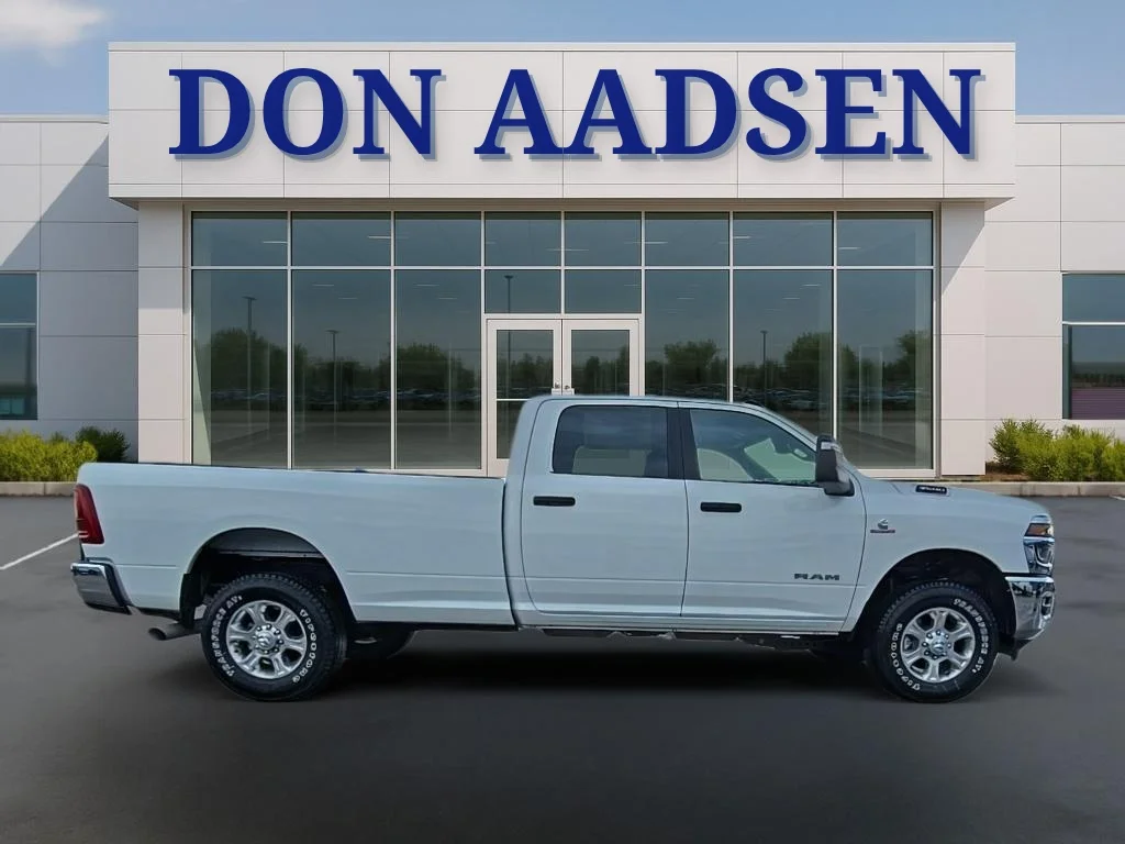 2026 RAM 3500 Big Horn - Photo 8