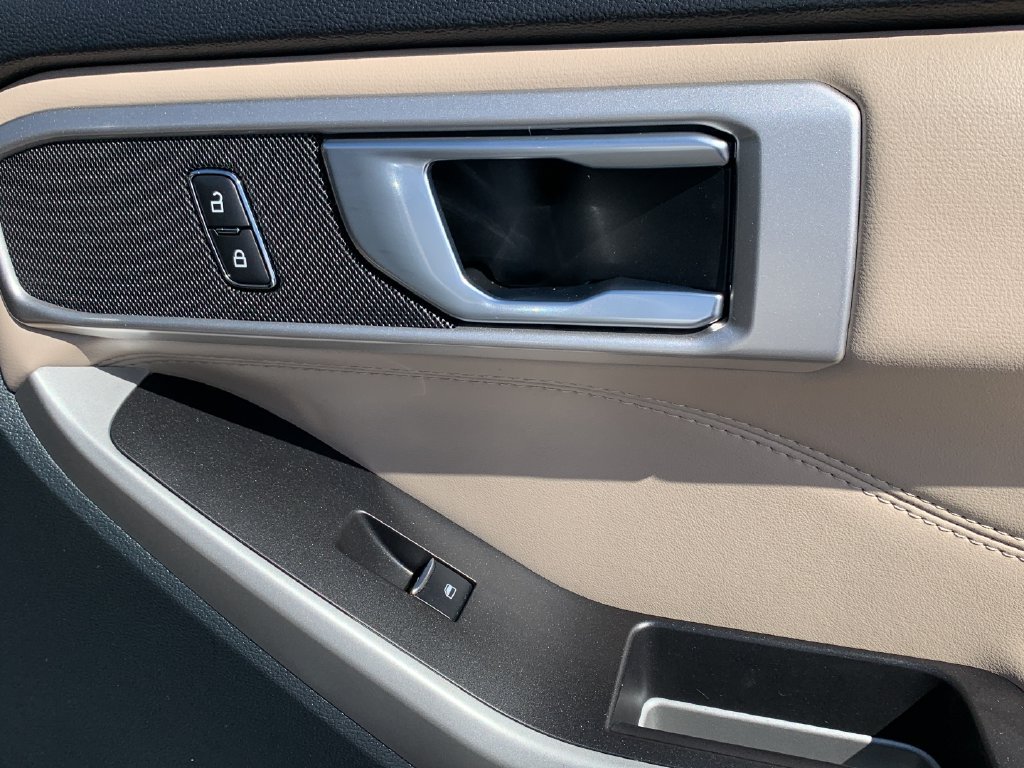 2024 Ford Explorer XLT - Photo 34