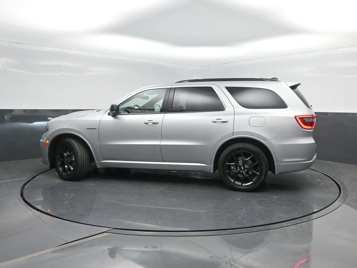 New 2026 Triple Nickel Exterior Paint Dodge GT Plus HEMI V8 image 43