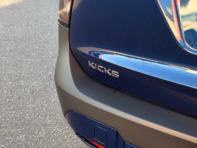 New 2027 Deep Blue Pearl Nissan S image 12