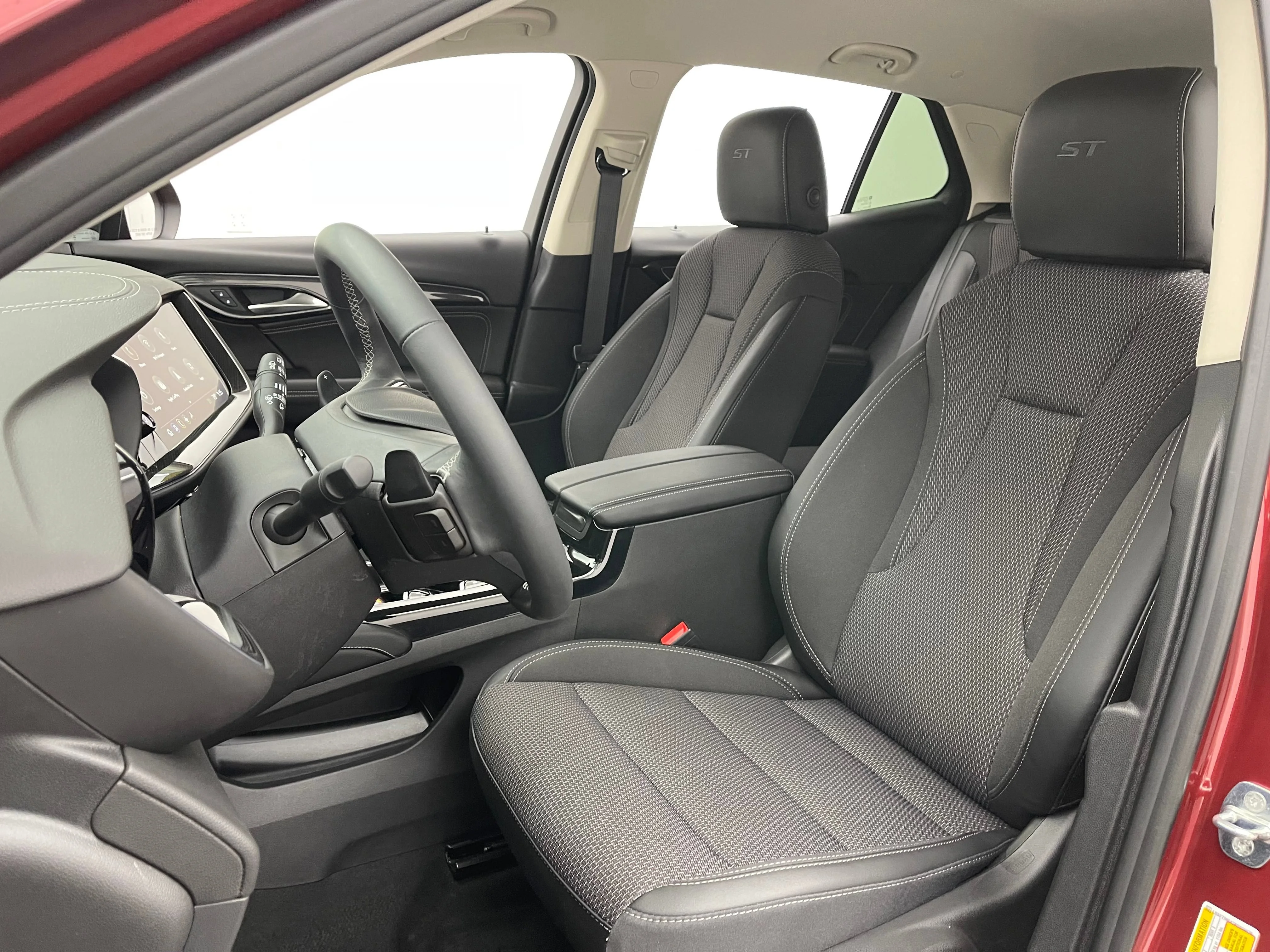Used 2023 CINNABAR METALLIC Buick Preferred image 18