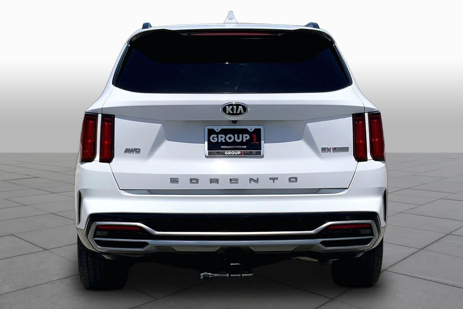 Pre-Owned 2021 Kia Sorento SX