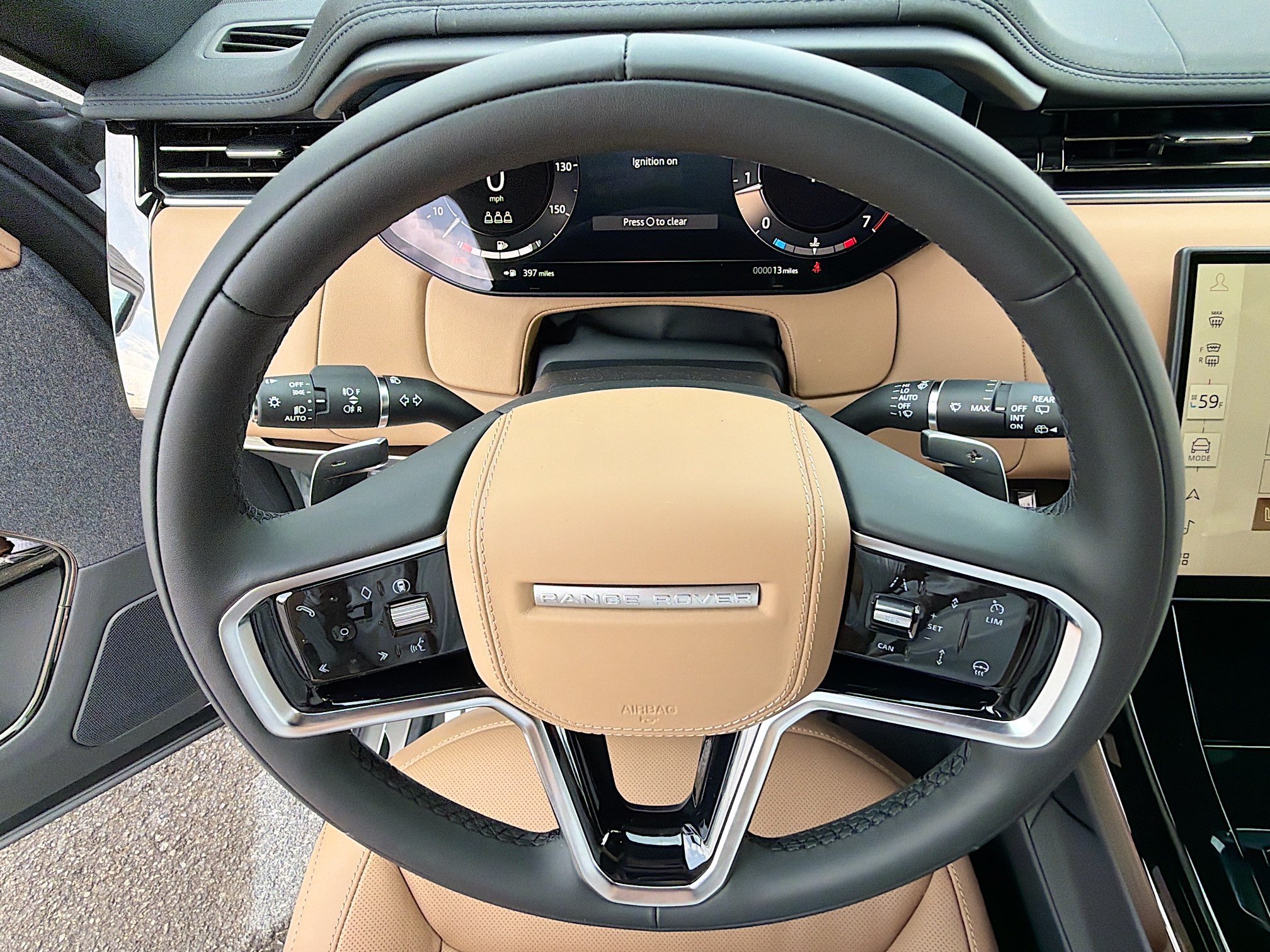 New 2026 Fuji White Land Rover SE image 39