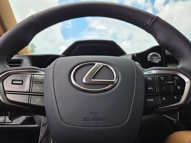 New 2026 Cloudburst Gray Lexus PREMIUM image 41