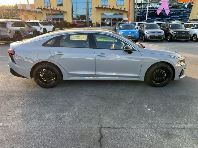 2026 Kia K5 GT-Line - Photo 5