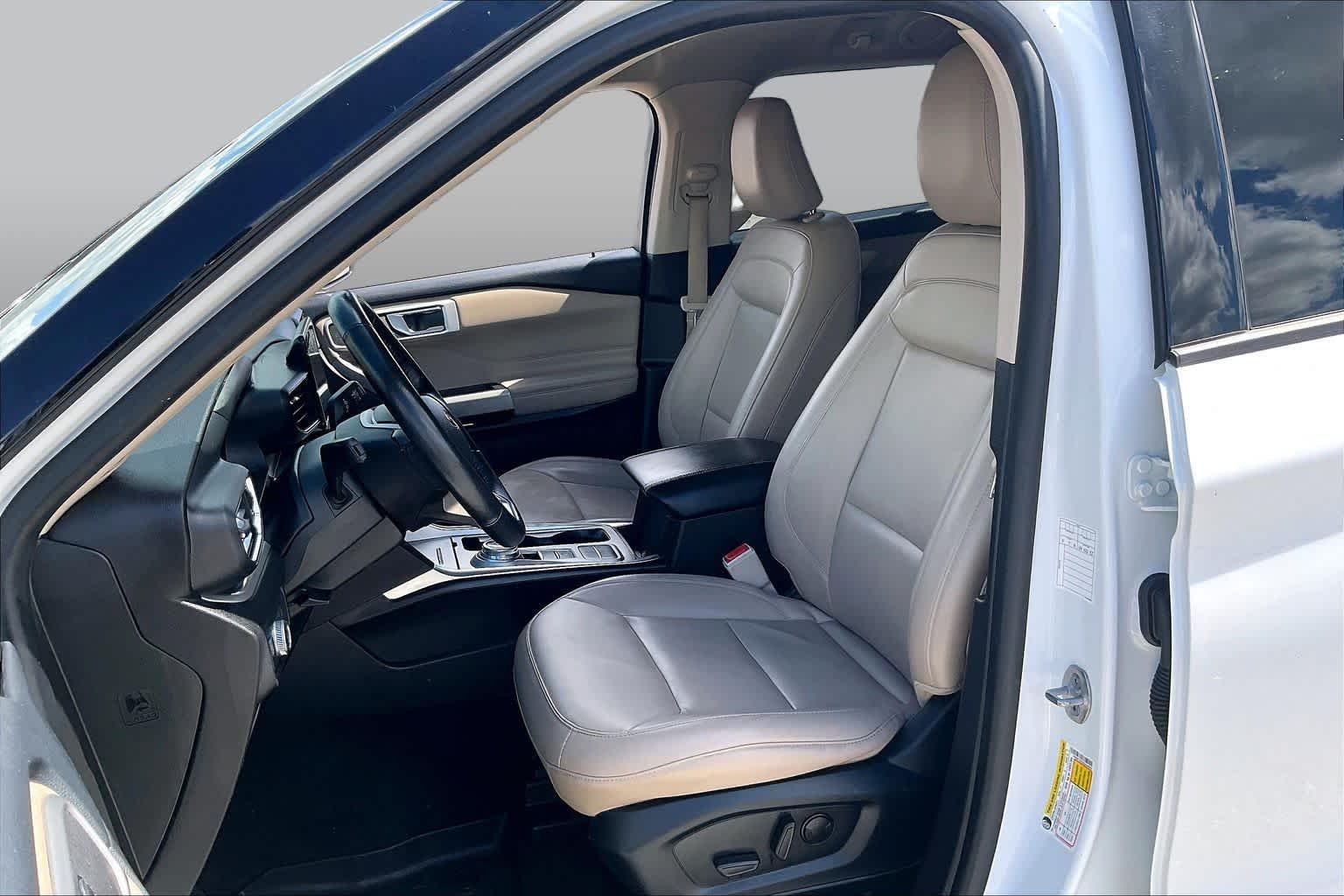 Used 2022 Oxford White Ford XLT image 14