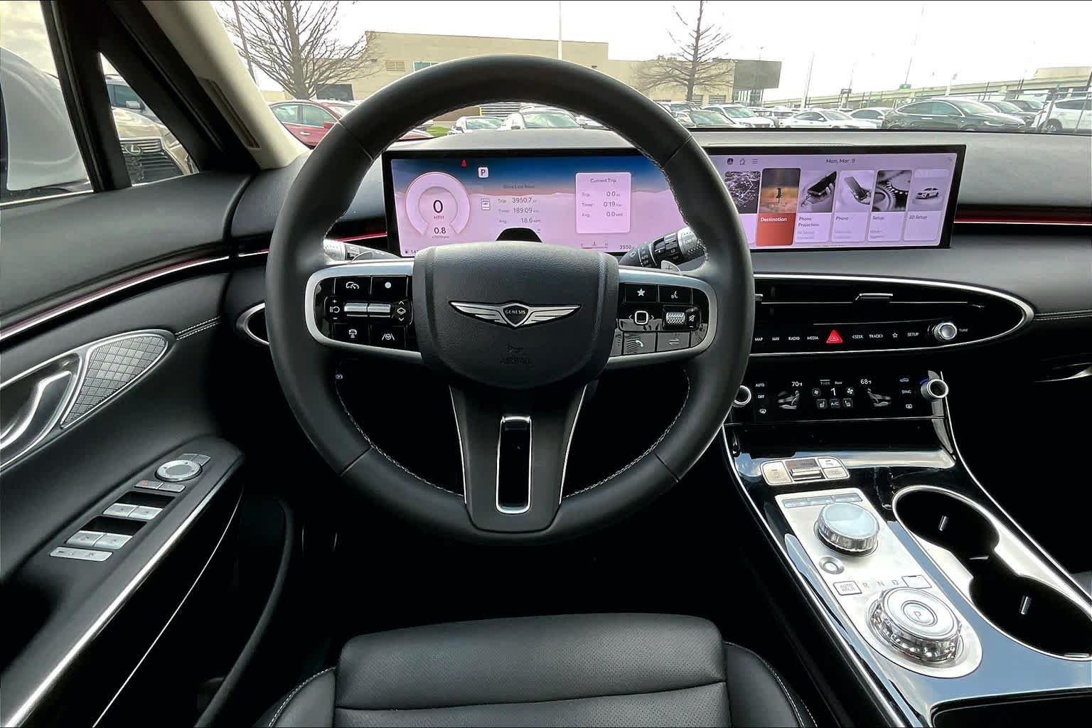 2026 GENESIS GV70 Standard - Photo 6