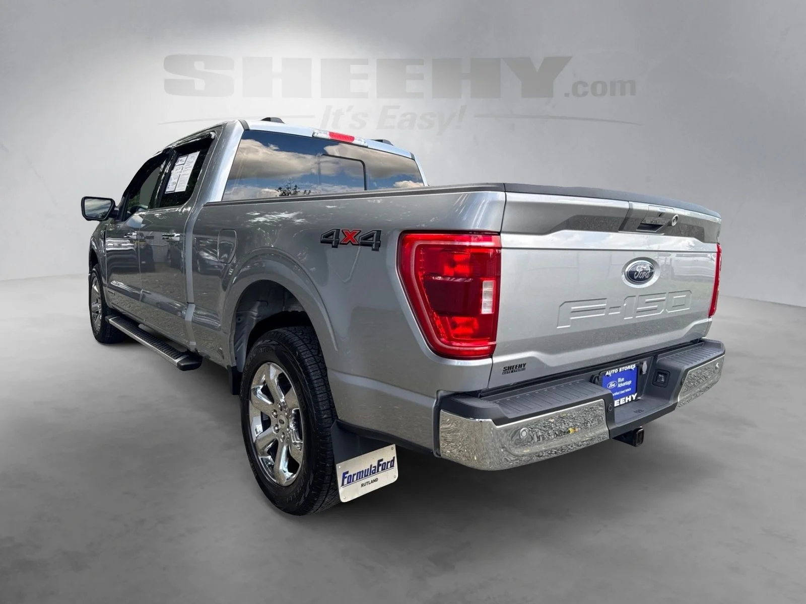 Certified Used 2023 Iconic Silver Metallic Ford XLT image 17
