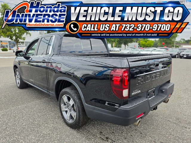Used 2024 Crystal Black Pearl Honda RTL image 4