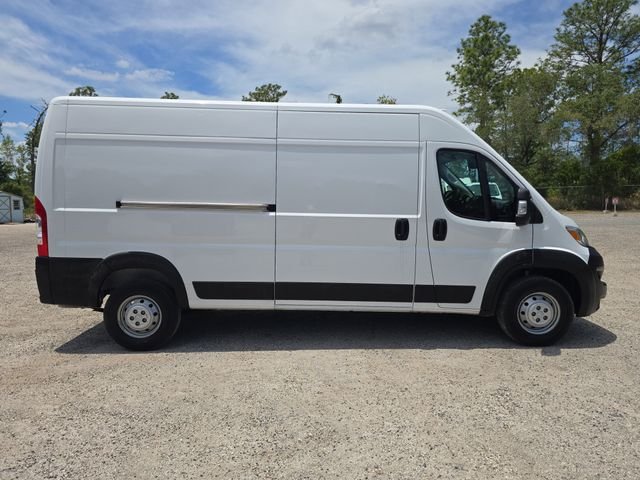 Used 2023 White Ram High Roof image 3