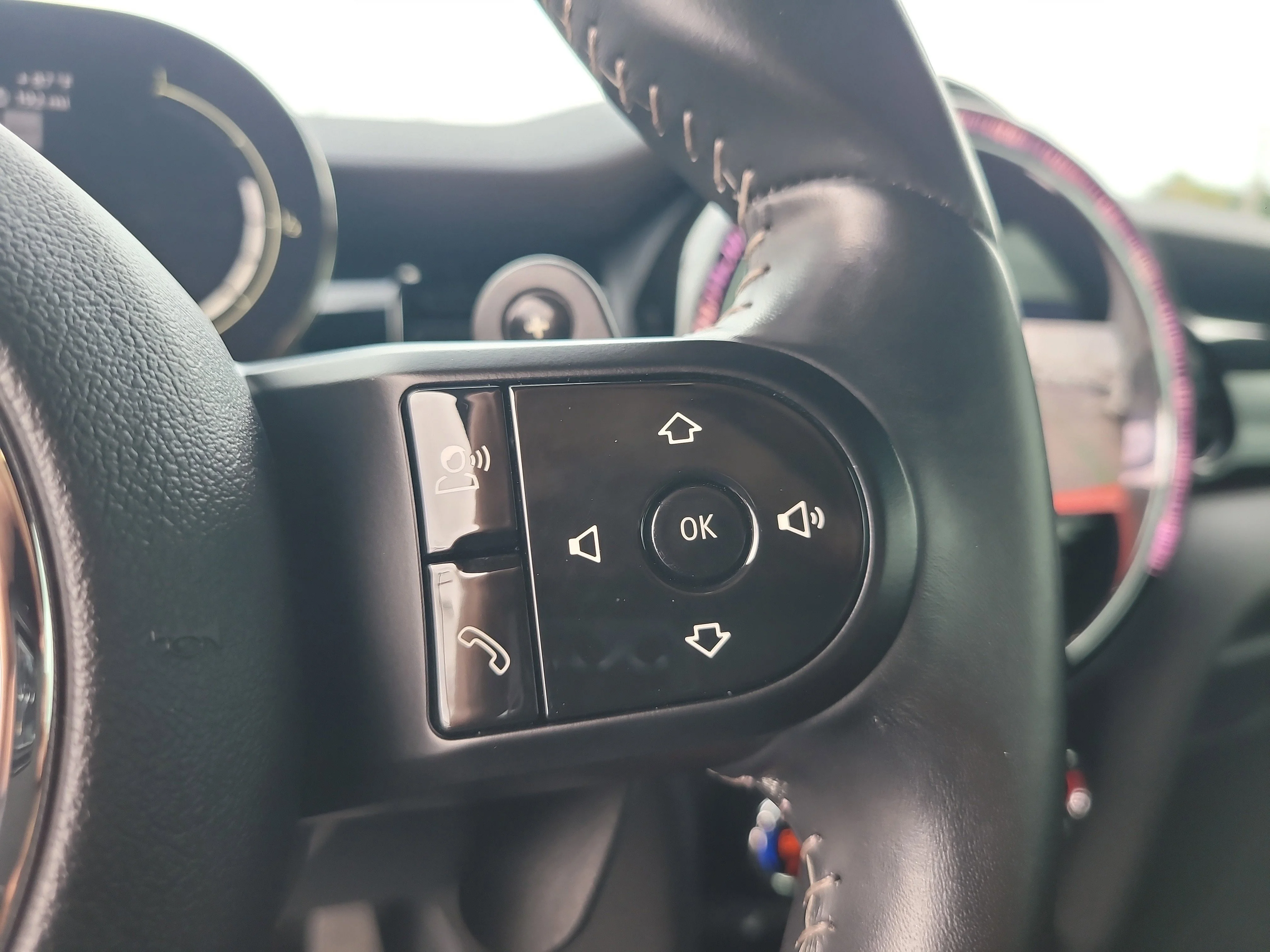 Used 2022 Chili Red MINI Cooper S image 28