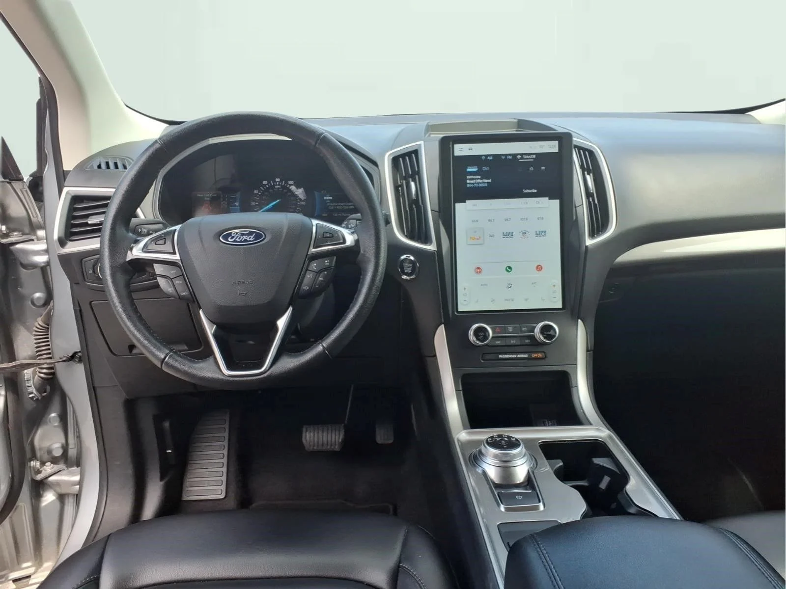 Used 2024 Silver Ford SEL image 12