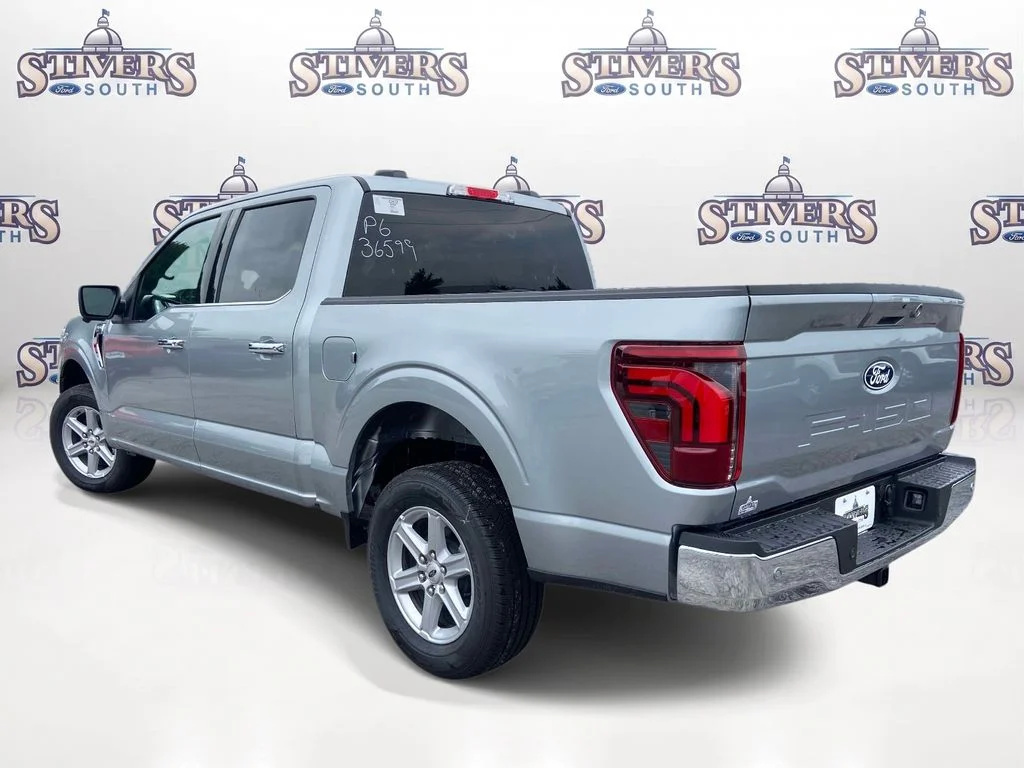 New 2026 Silver Ford Lariat image 4