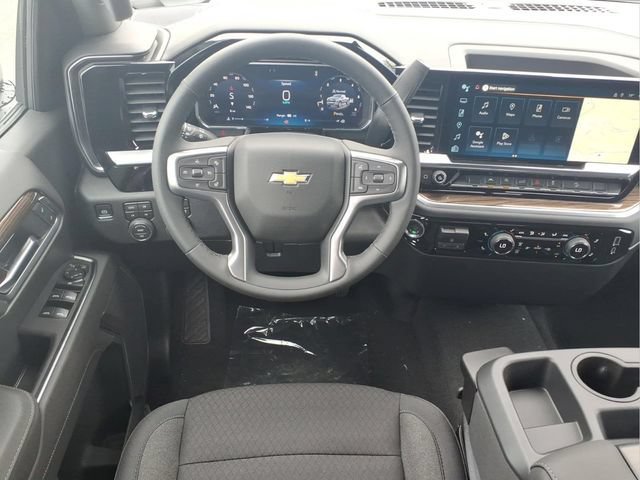 New 2026 Summit White Chevrolet LT image 4