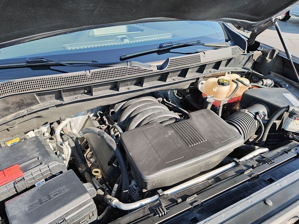 Used 2020 Gray Chevrolet RST image 25