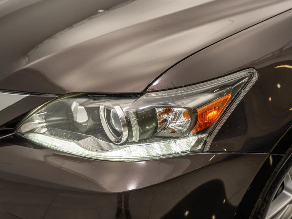 Used 2014 Pearl Lexus 200h image 15