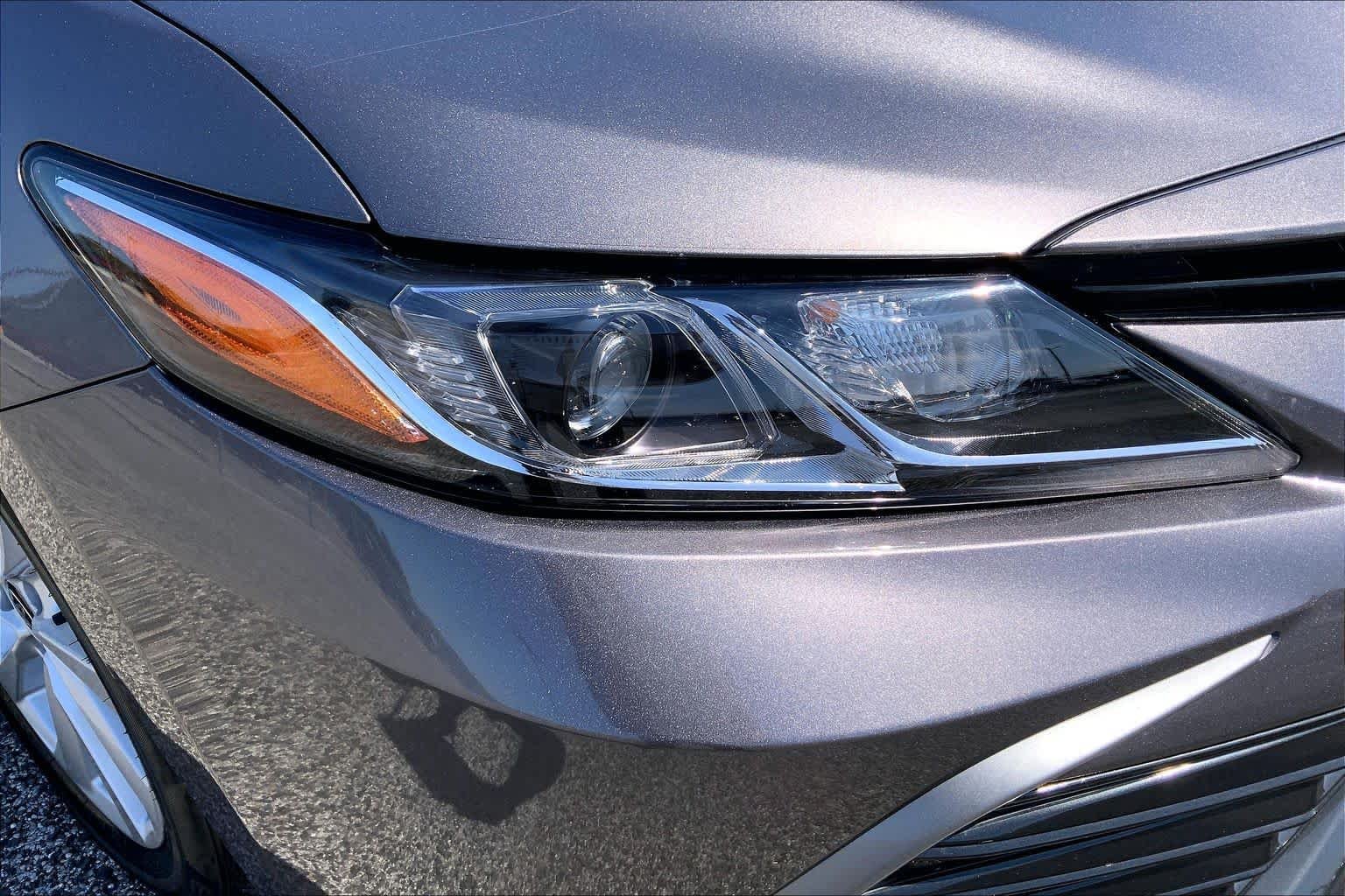 Used 2024 Predawn Gray Mica Toyota LE image 27