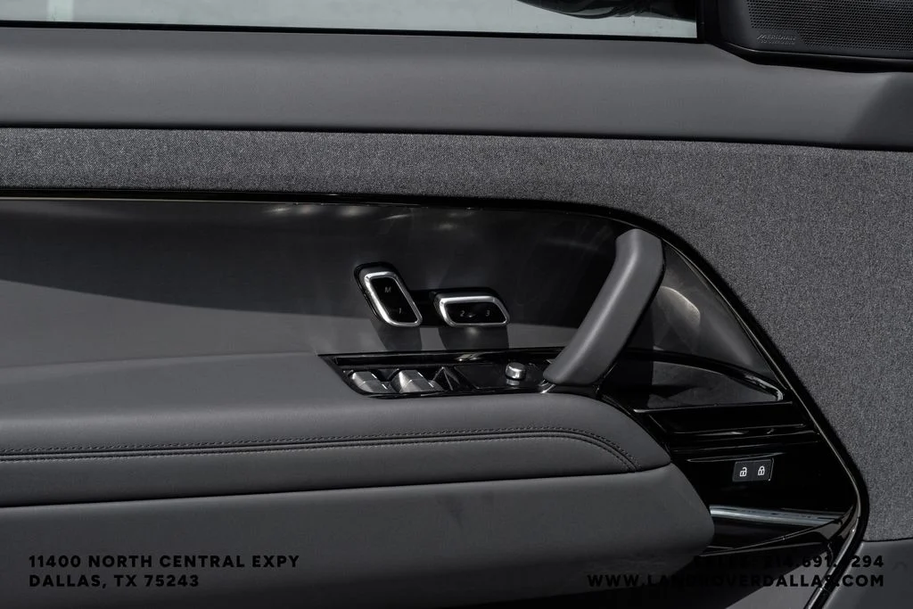 New 2026 Carpathian Gray Land Rover SE image 37