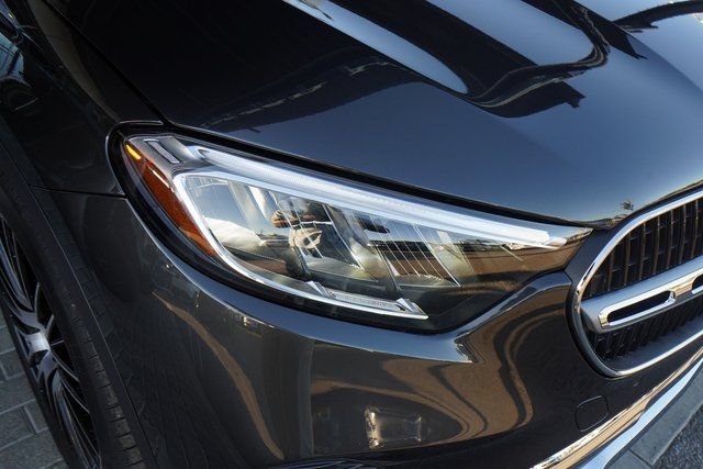 New 2026 Graphite Grey Metallic Mercedes-Benz GLC 300 image 43
