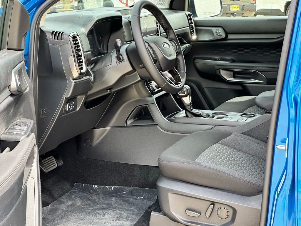2025 Ford Ranger XLT - Photo 7