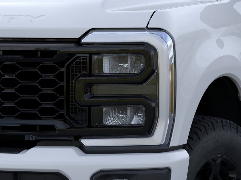 New 2026 Oxford White Ford XL image 19