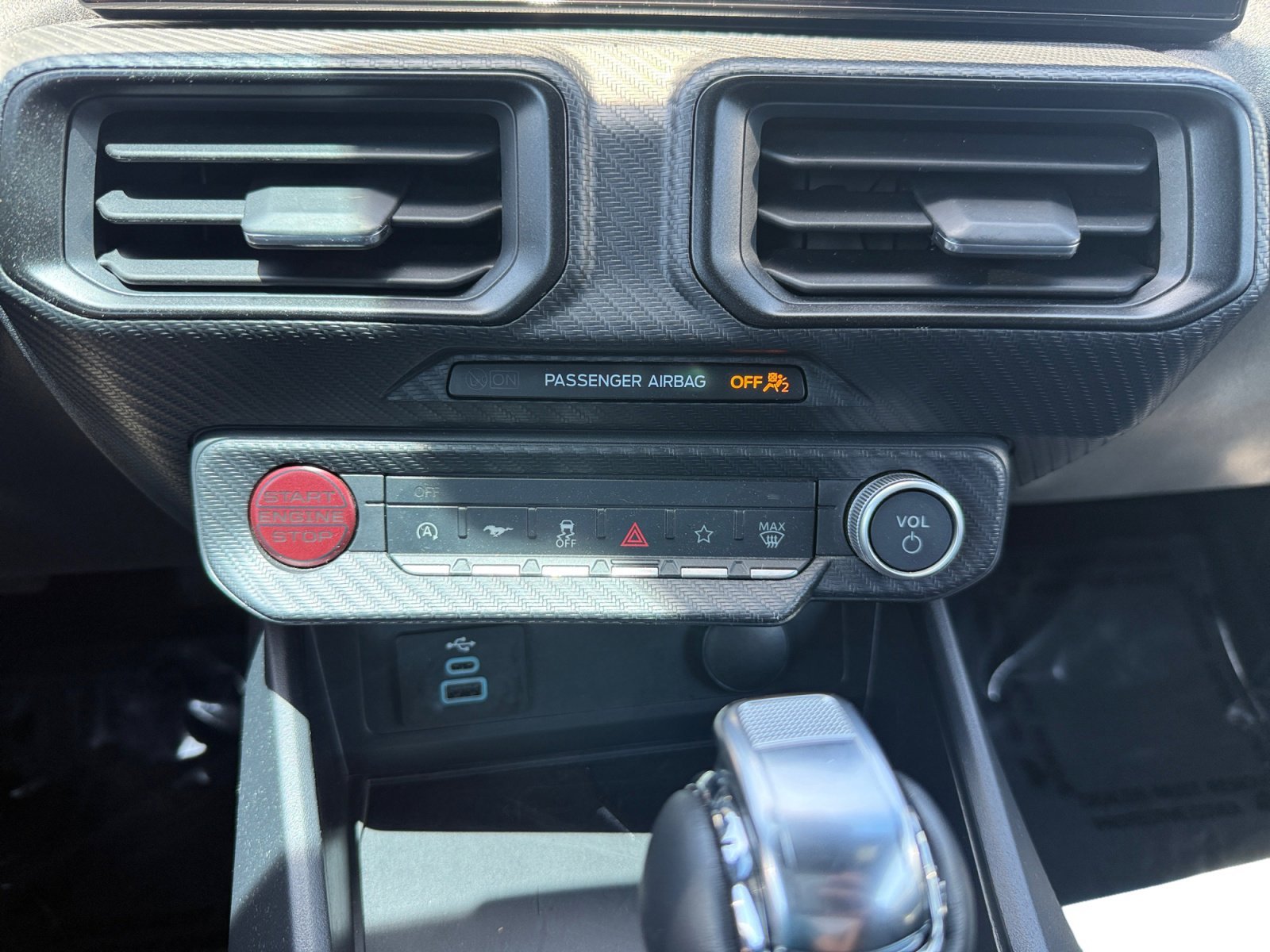 Used 2024 Oxford White Ford EcoBoost image 13