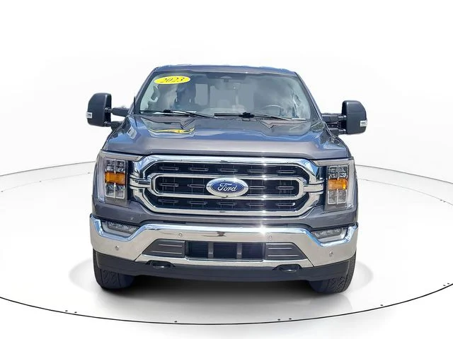 Used 2023 Gray Ford XLT image 2