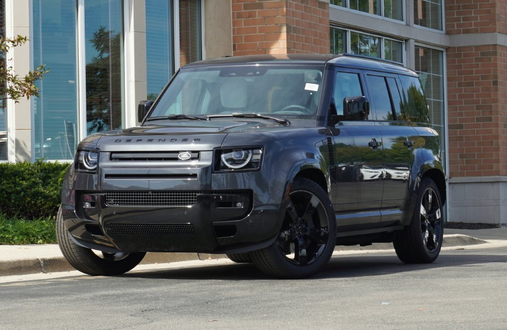 New 2026 Carpathian Grey Land Rover X-Dynamic SE image 1