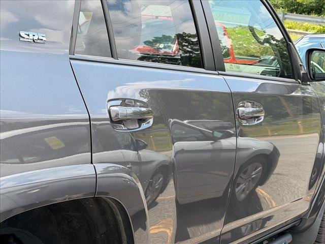 Used 2018 Magnetic Gray Metallic Toyota SR5 image 13