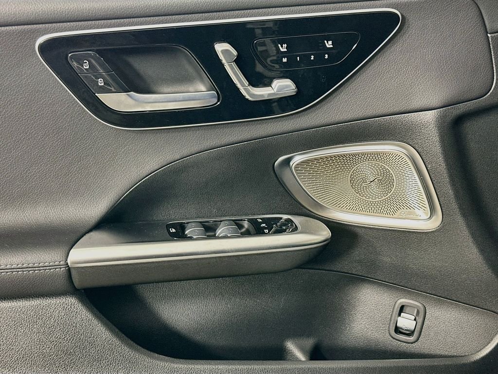 New 2026 Twilight Blue Metallic Mercedes-Benz C 300 image 17