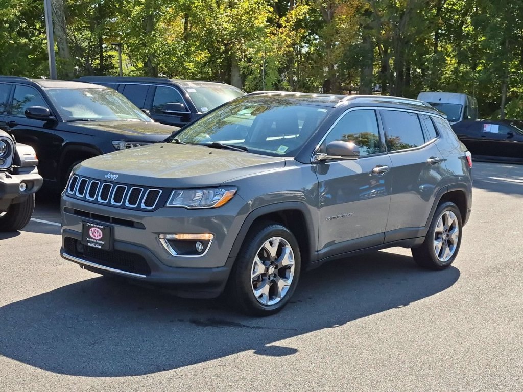 Used 2021 Gray Jeep Limited image 9