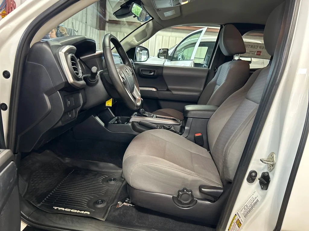 Certified Used 2020 White Toyota SR5 image 13