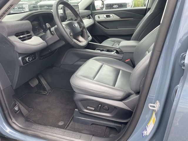 New 2026 Vapor Blue Metallic Ford Active image 9