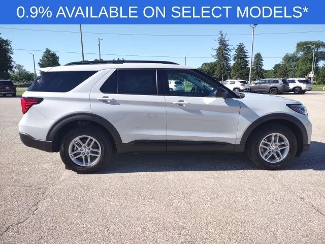 New 2026 Space White Metallic Ford Active image 6