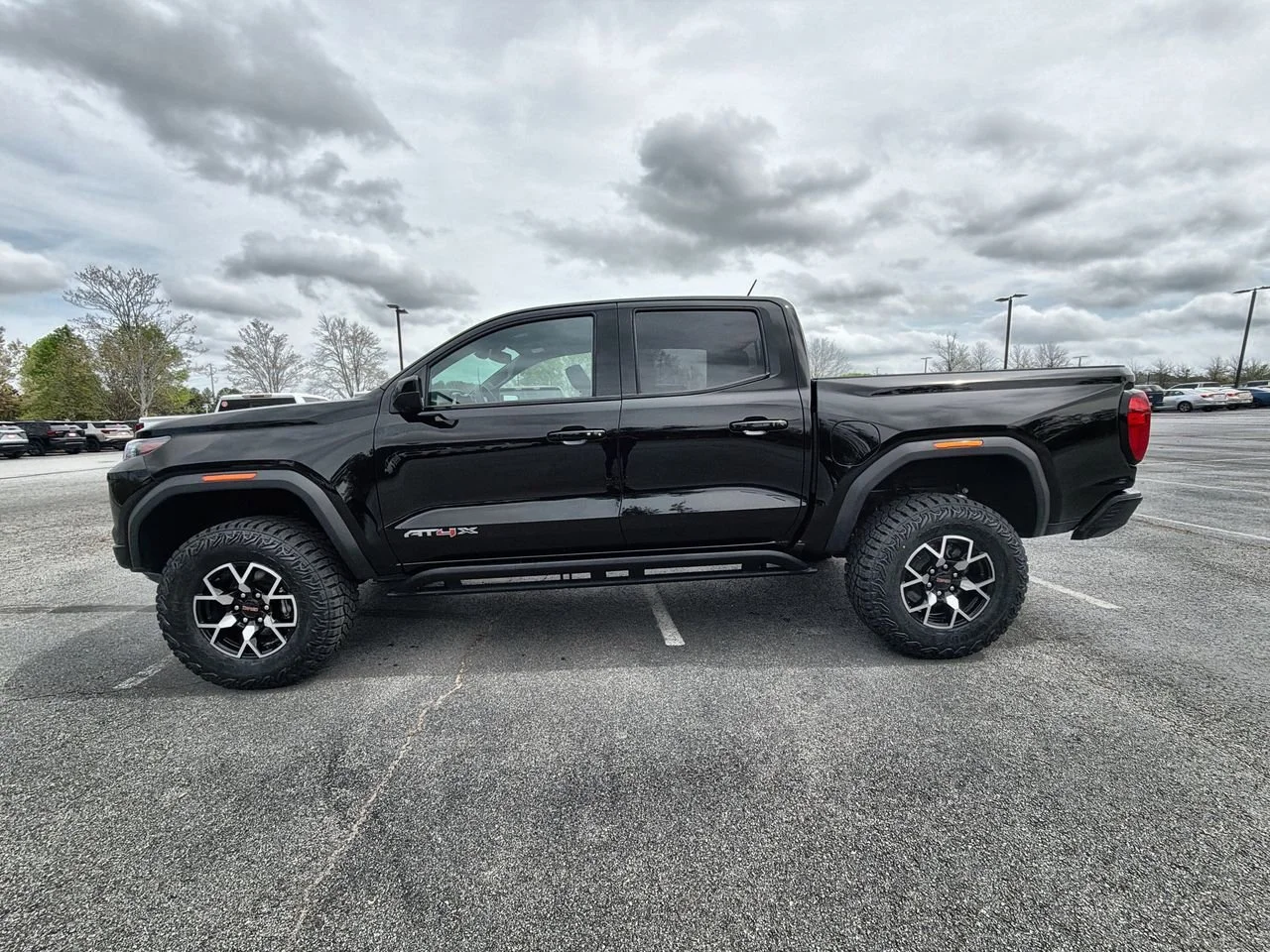 Used 2024 Onyx Black GMC AT4X image 5