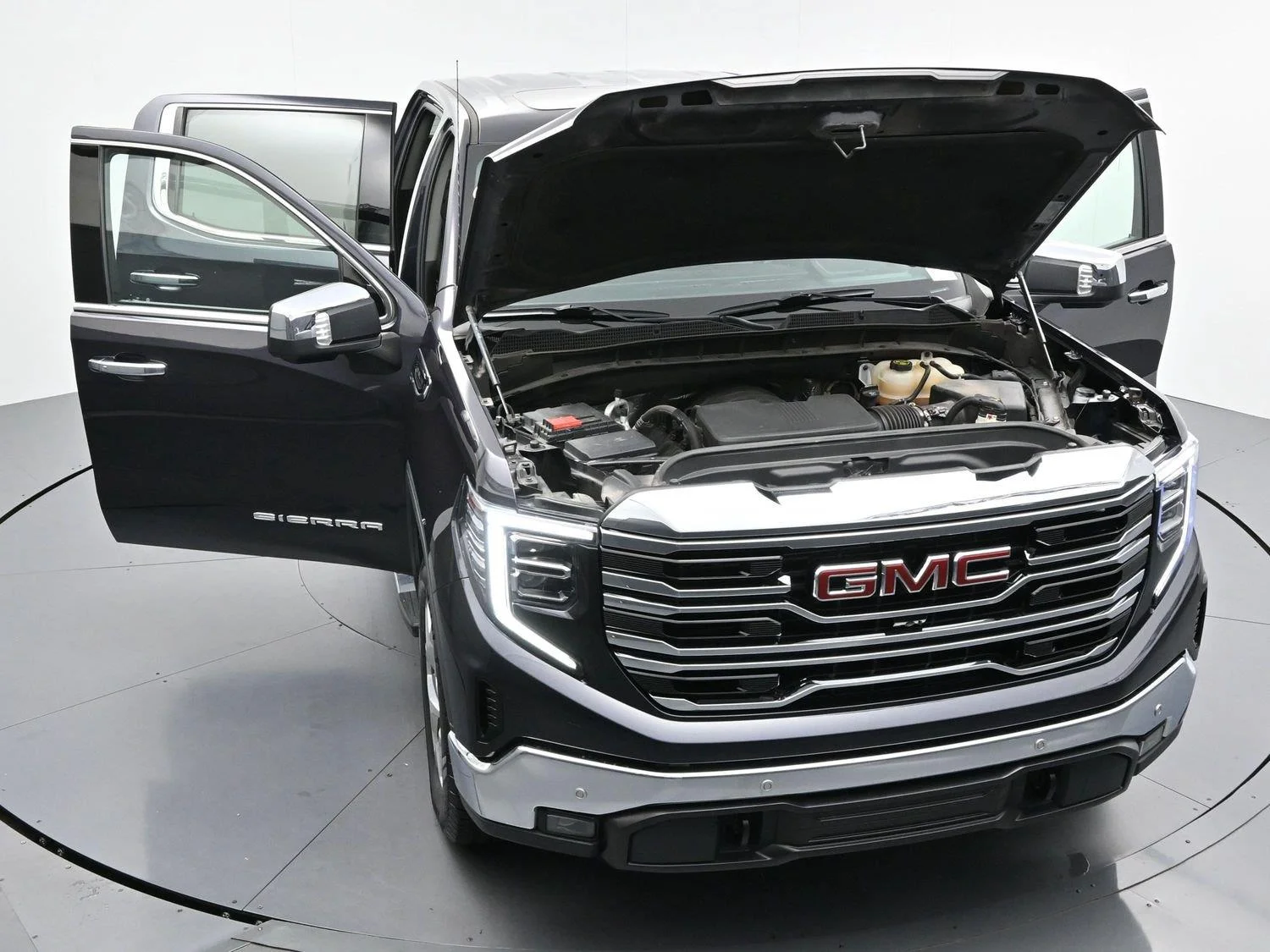 Used 2022 Titanium Rush Metallic GMC SLT image 47