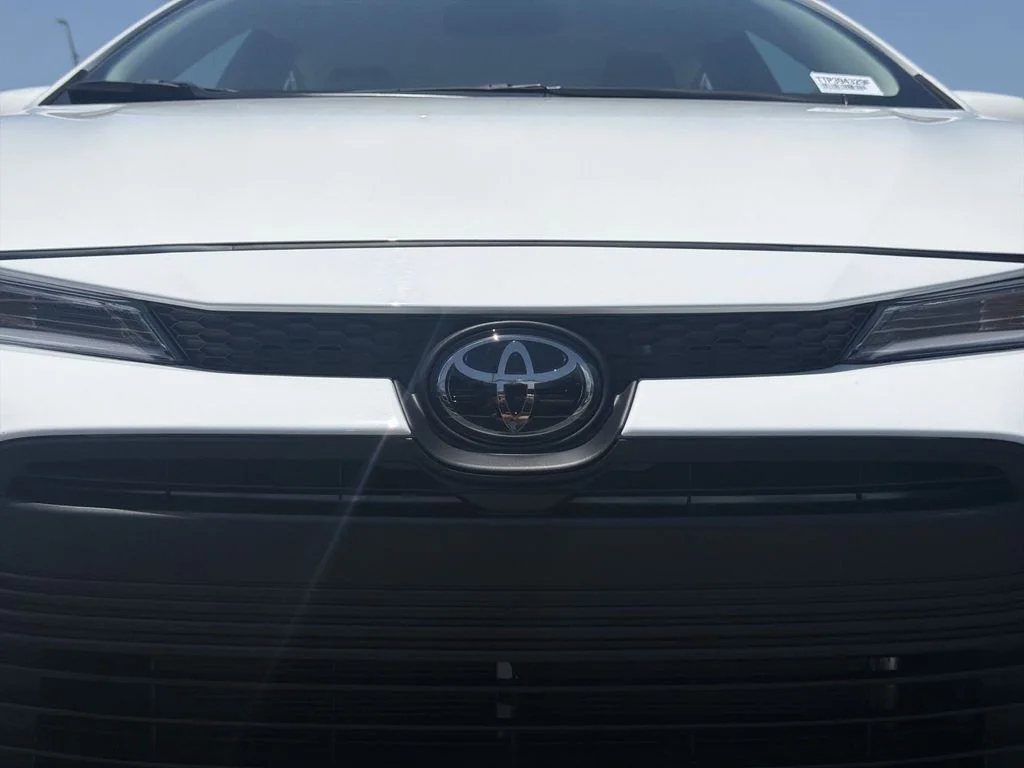 Used 2026 White Toyota LE image 37