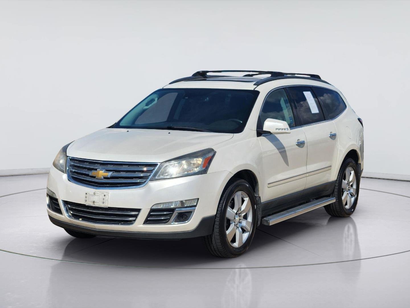 Used 2015 White Chevrolet LTZ image 3