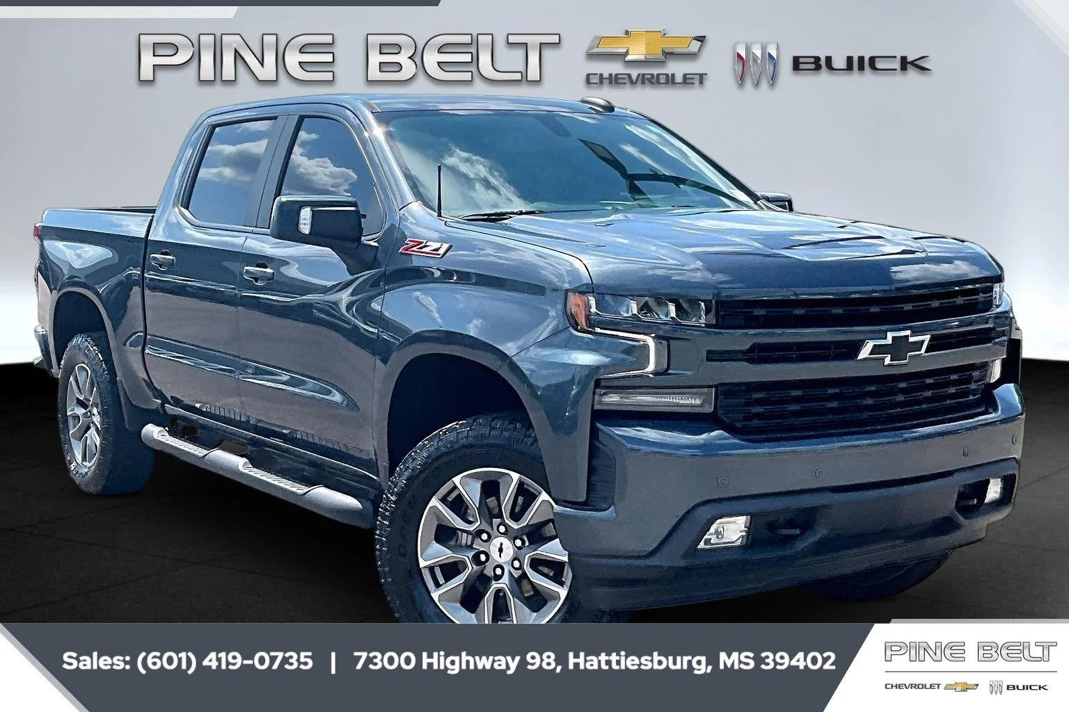 Used 2022 Shadow Gray Metallic Chevrolet RST image 1