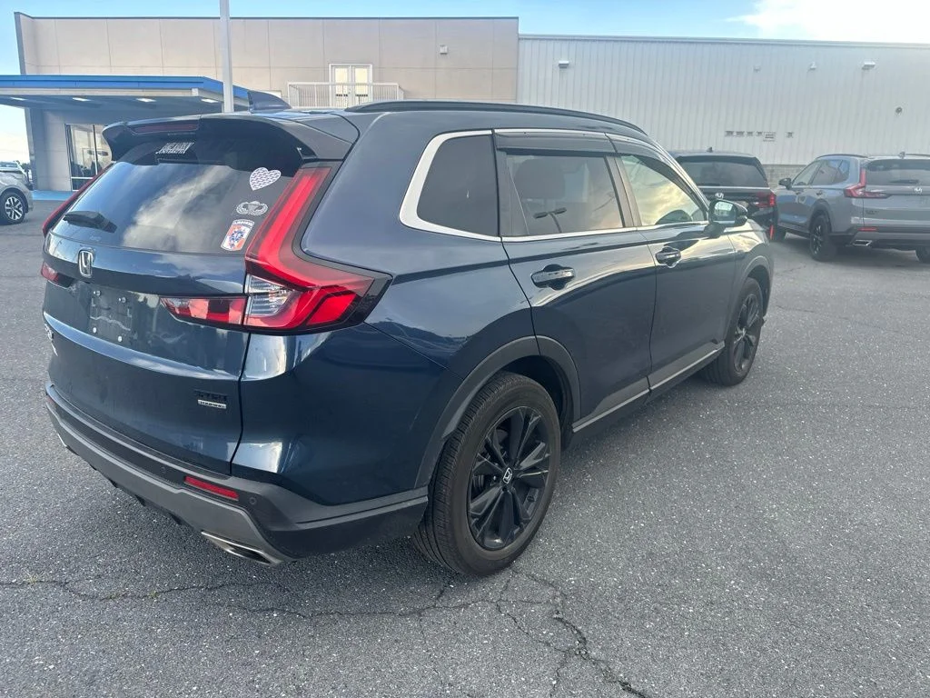 Used 2024 Canyon River Blue Metallic Honda Sport Touring image 5