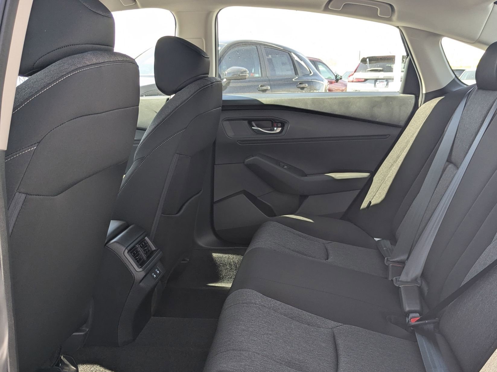 New 2026 Platinum White Pearl Honda SE image 16