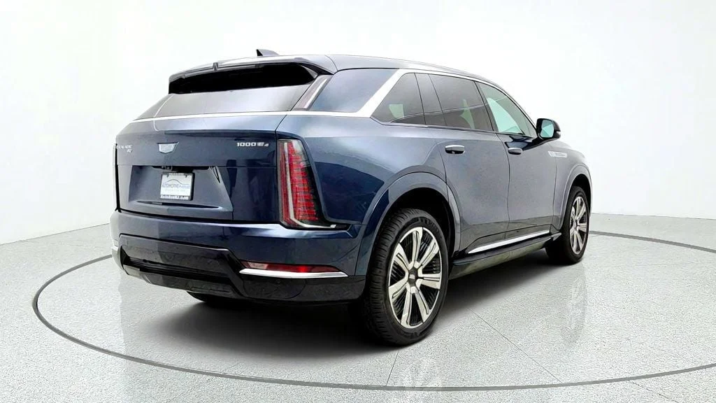 Used 2026 Deep Space Metallic Cadillac AWD 4dr Premium Luxury w/ Executive Second Row Seating image 5